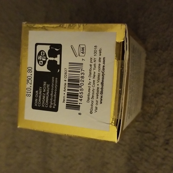 Global Beauty Care Gold Mask with Applicator - Picture 3 of 3